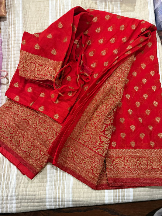 Pure georgette silk saree in red